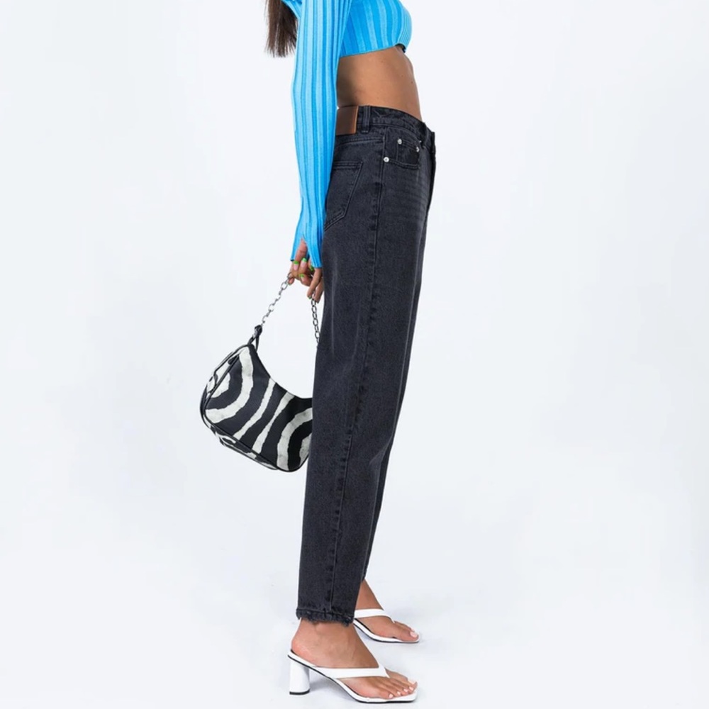 🌸Princess Polly | Straight Leg Jeans - Picture 4 of 10